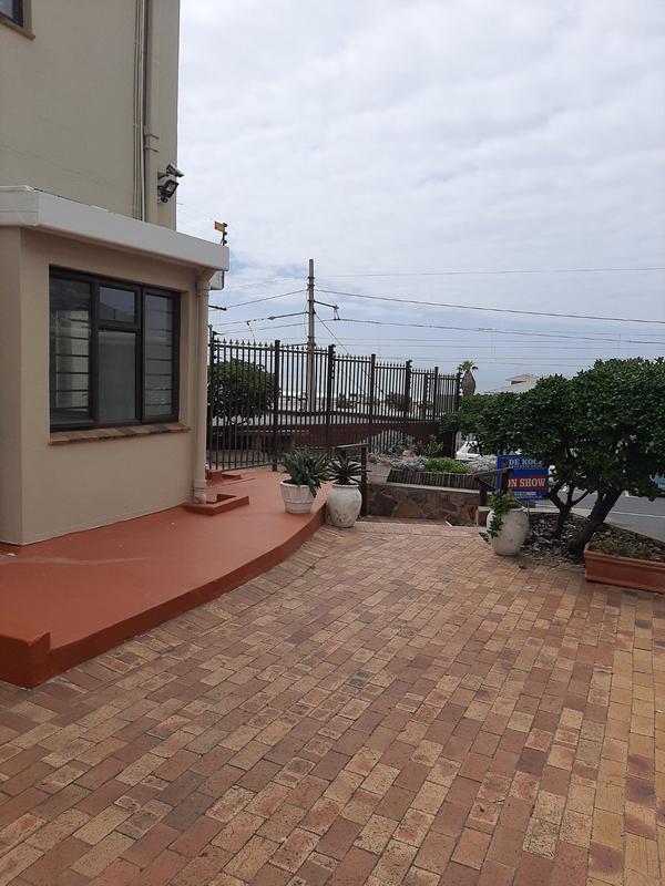 2 Bedroom Property for Sale in Fish Hoek Western Cape